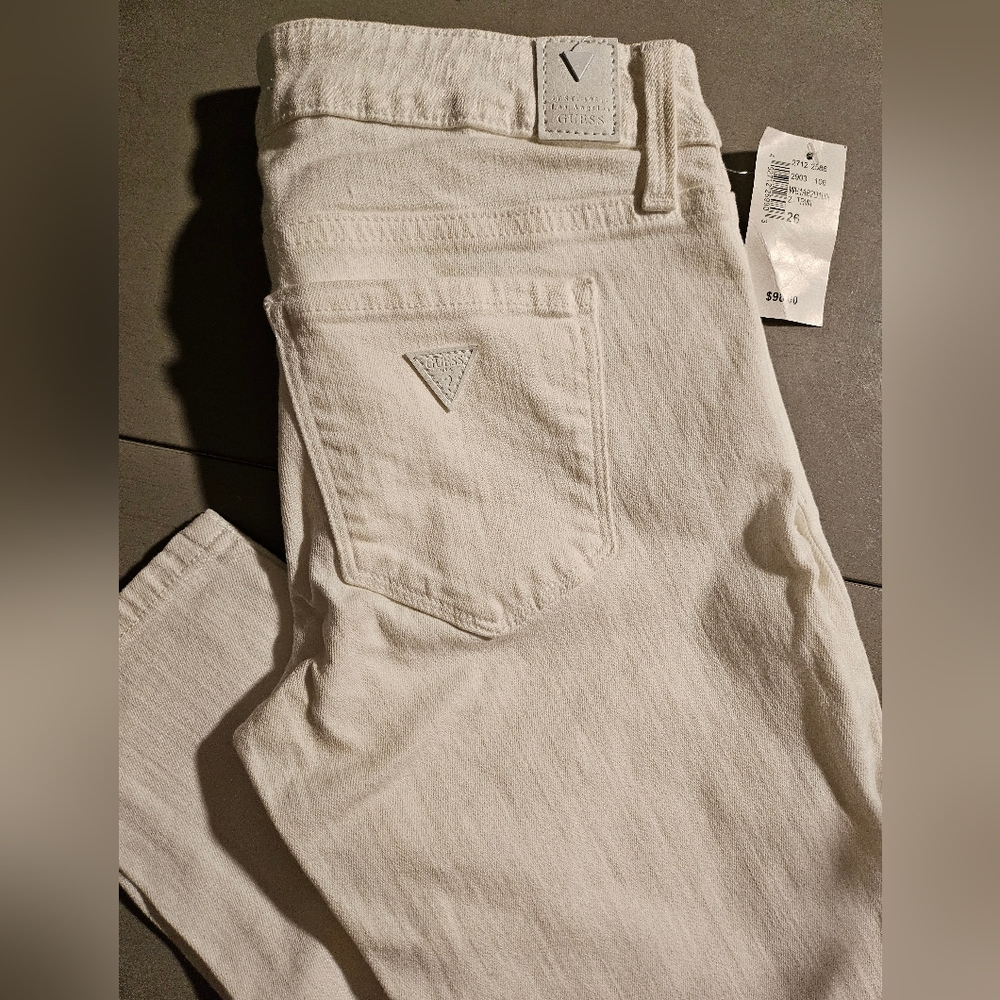 Guess Ripped Jeans - Picture 2 of 2